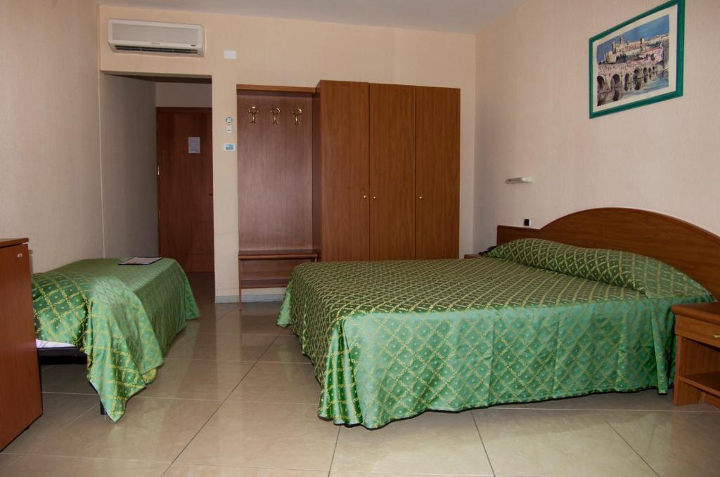 Hotel Cristallo Леричи Стая снимка