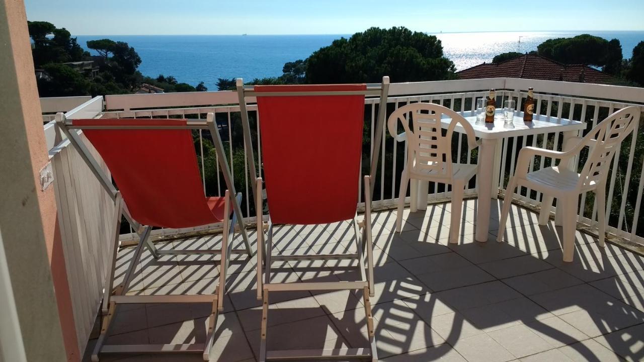 Hotel Cristallo Леричи Екстериор снимка
