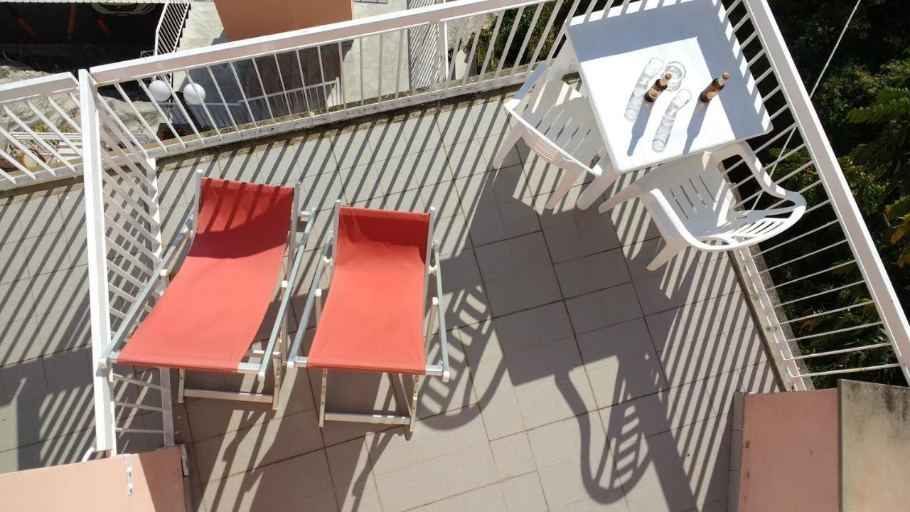 Hotel Cristallo Леричи Екстериор снимка